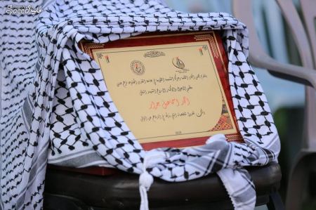 مقعد للشهيد أحمد إسماعيل جرار في حفل تخريج طلاب جامعة القدس المفتوحة